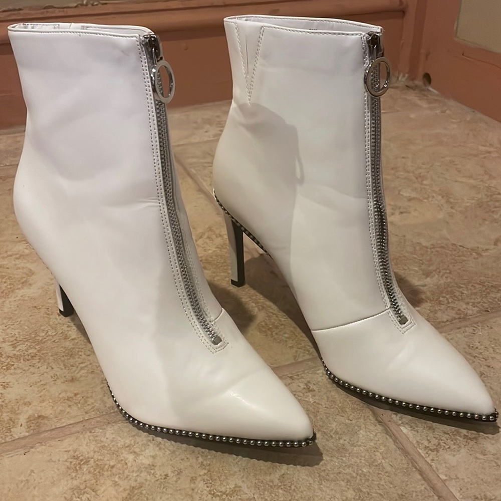 Bar III Bridget Womens Faux Leather High Heel